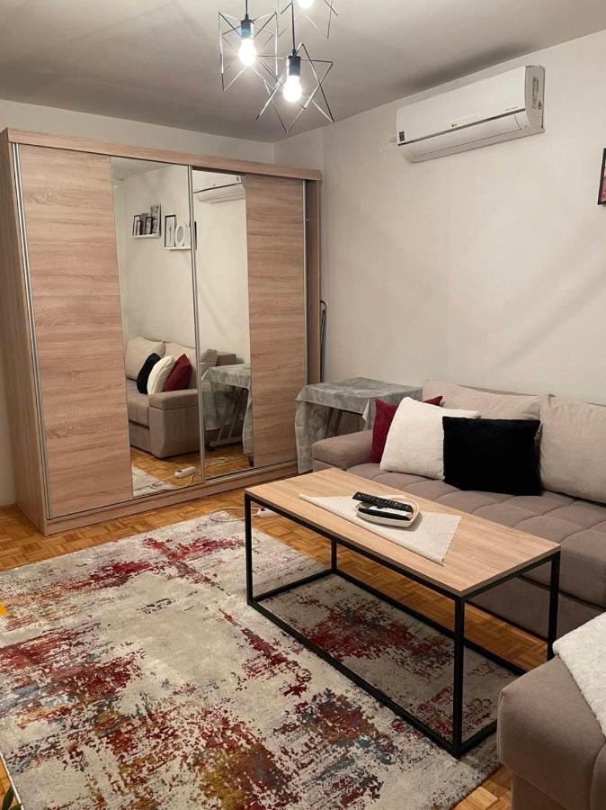 Feel Like Home Sarajevo Exterior foto